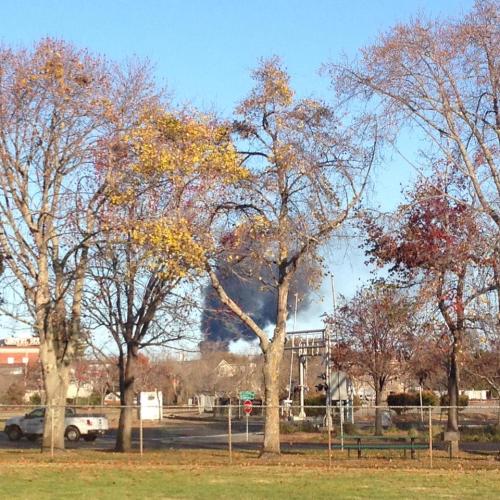 http://extras.mnginteractive.com/live/media/site571/2013/1219/20131219_011419_chevron_flare_500.jpg